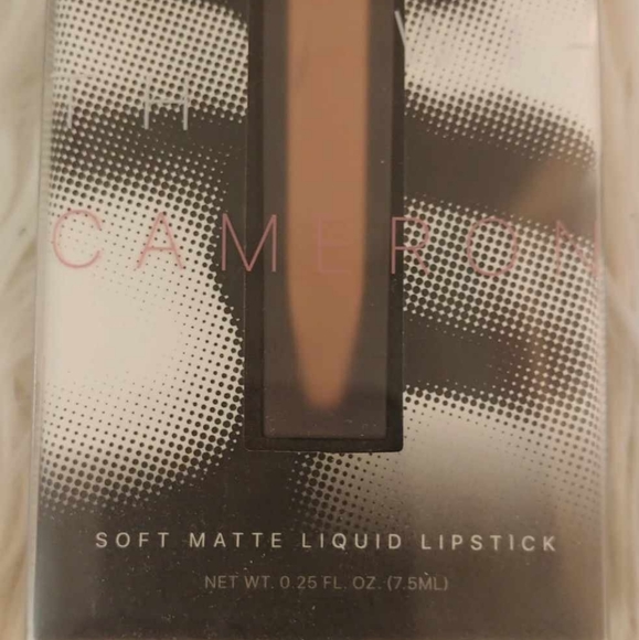 💋FIRM! NWT LAWLESS SOFT MATTE LIQUID LIPSTICK CAMERON - Picture 3 of 10